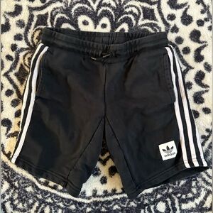 Boys Adidas Strip Shorts 🌵9-10
